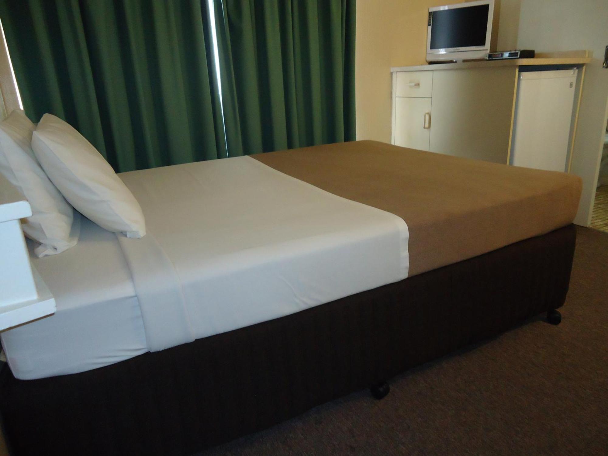 Moondarra Motel Innisfail Kültér fotó