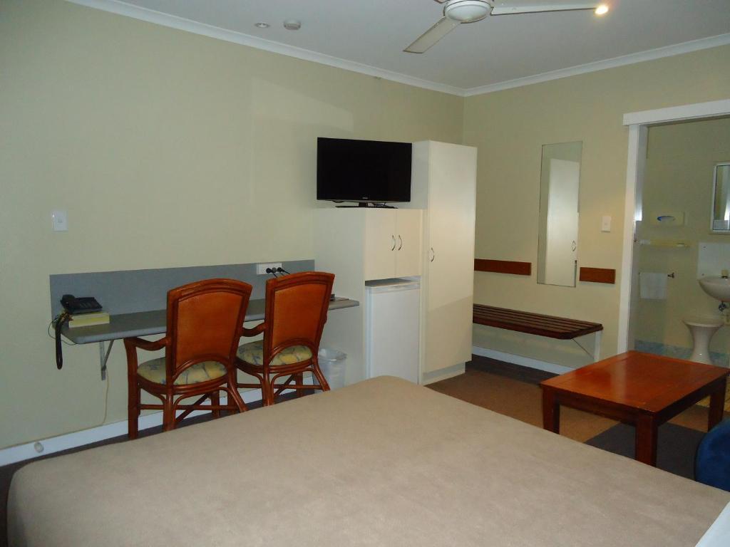 Moondarra Motel Innisfail Szoba fotó