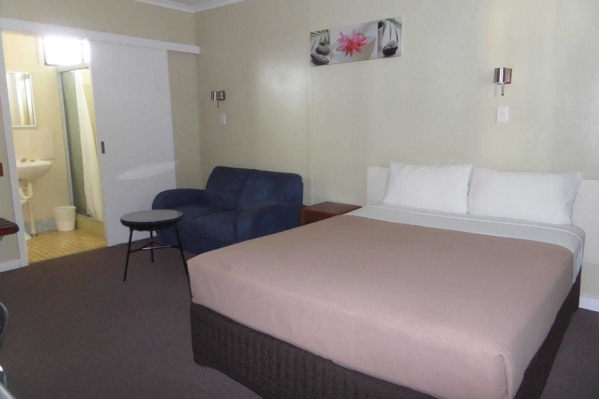 Moondarra Motel Innisfail Kültér fotó