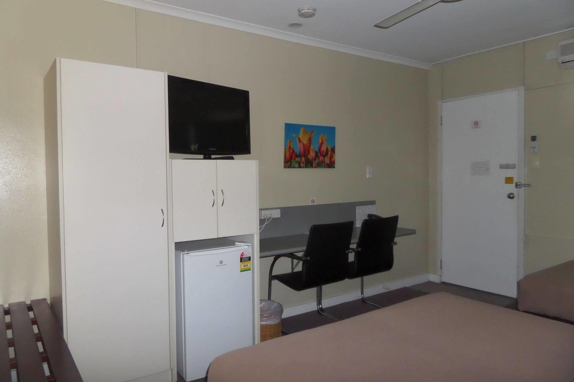 Moondarra Motel Innisfail Kültér fotó